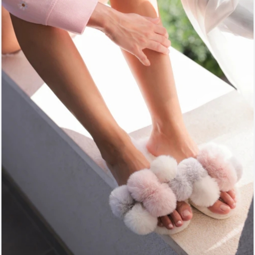 SHIRALEAH CARINA SLIPPERS,‎ MULTI SIZE L/XL  9-11